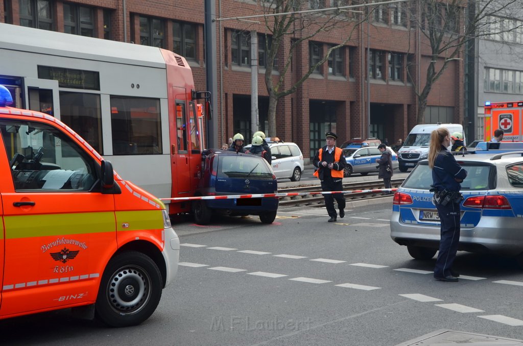 VU PKW Strab Koeln Mitte Pipinenstr Hohestr P035.JPG - Miklos Laubert